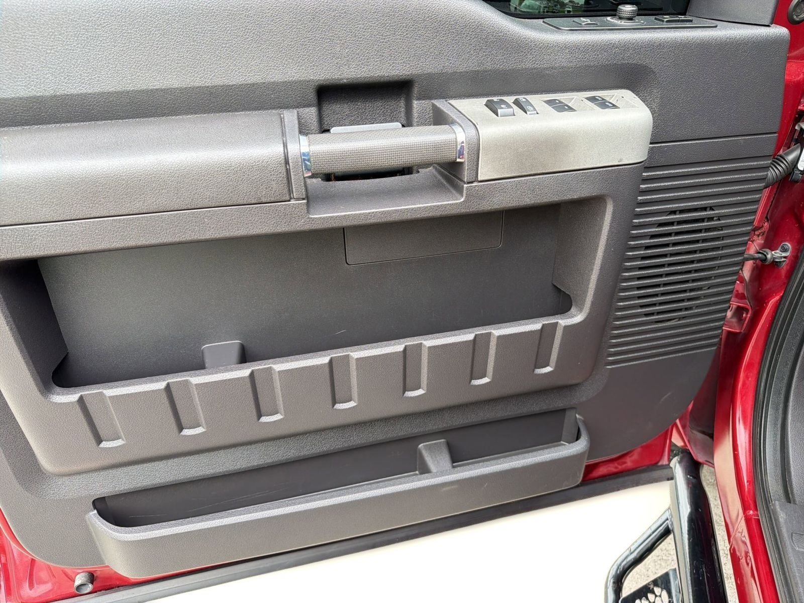 Used 2016 Ford F250 Lariat w/ Lariat Ultimate Package image 12