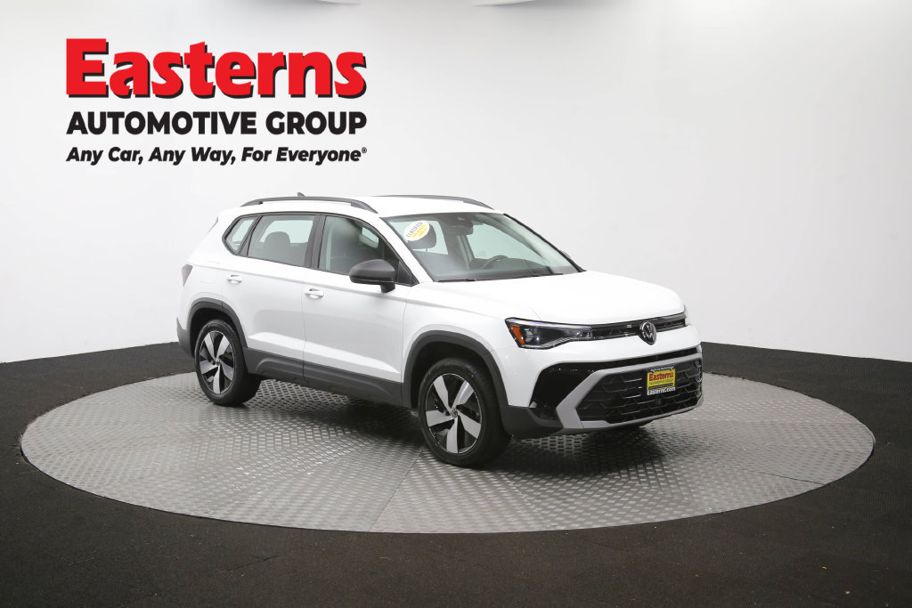 Used 2025 Volkswagen Taos S AWD/4WD image 48