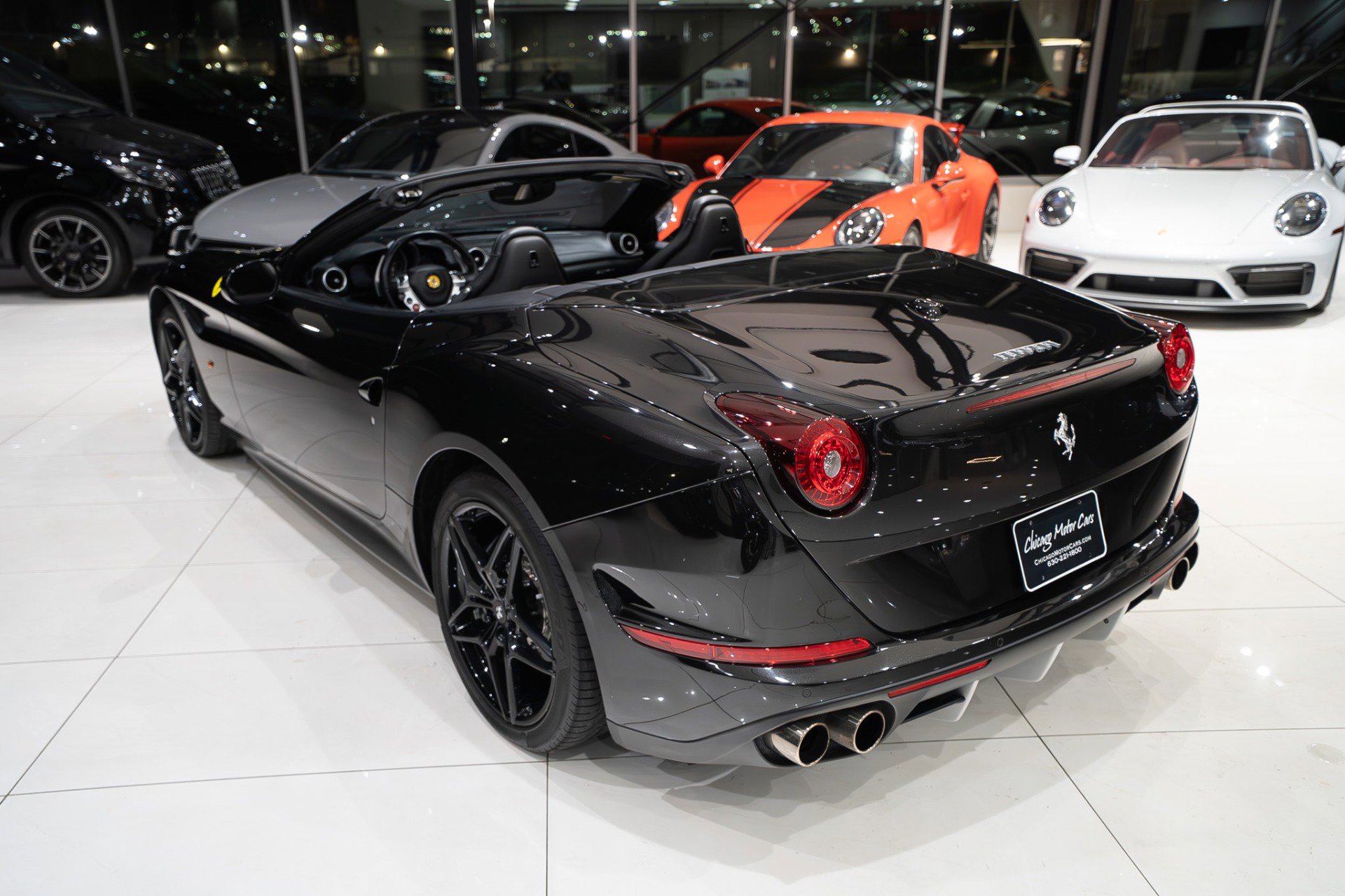 Used 2015 Ferrari California T image 2