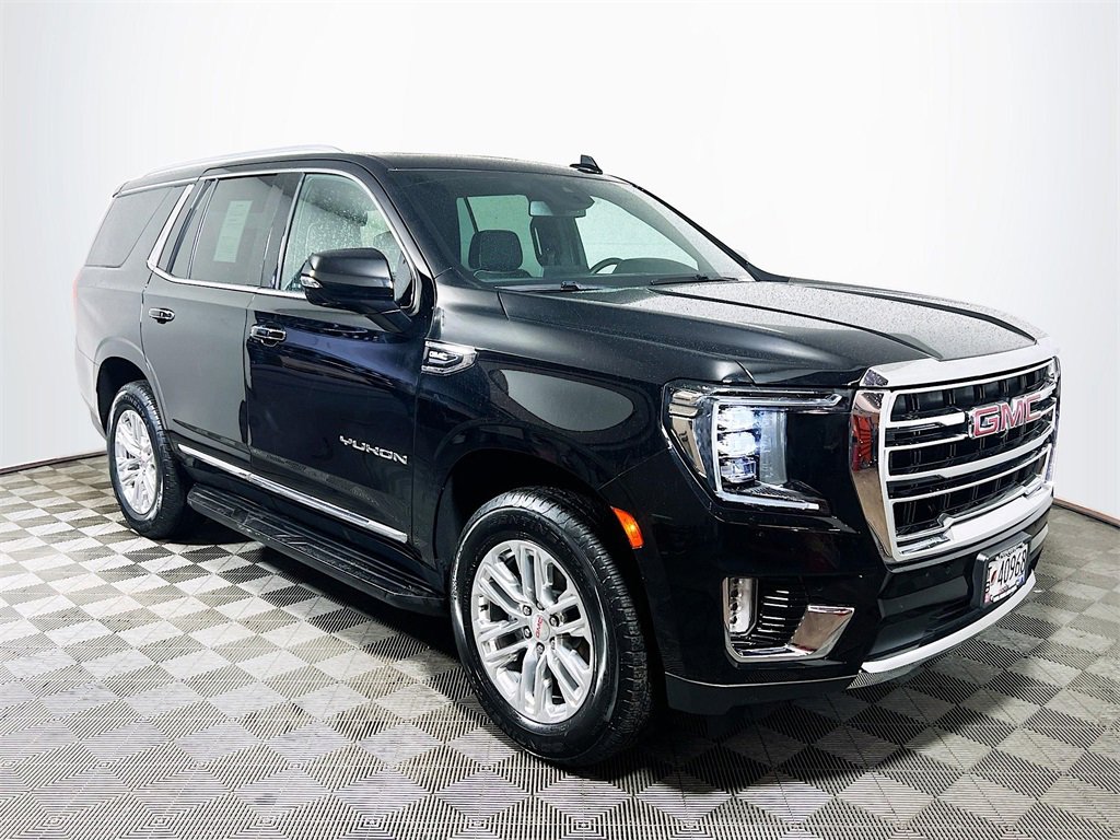 Used 2023 GMC Yukon SLT w/ SLT Premium Package
