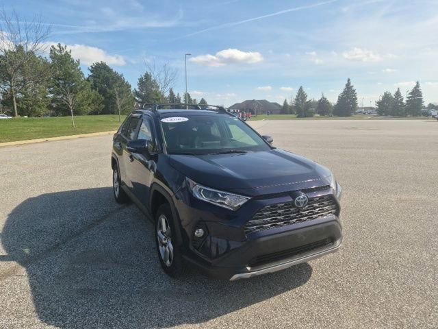 Used 2020 Toyota RAV4 Limited image 3