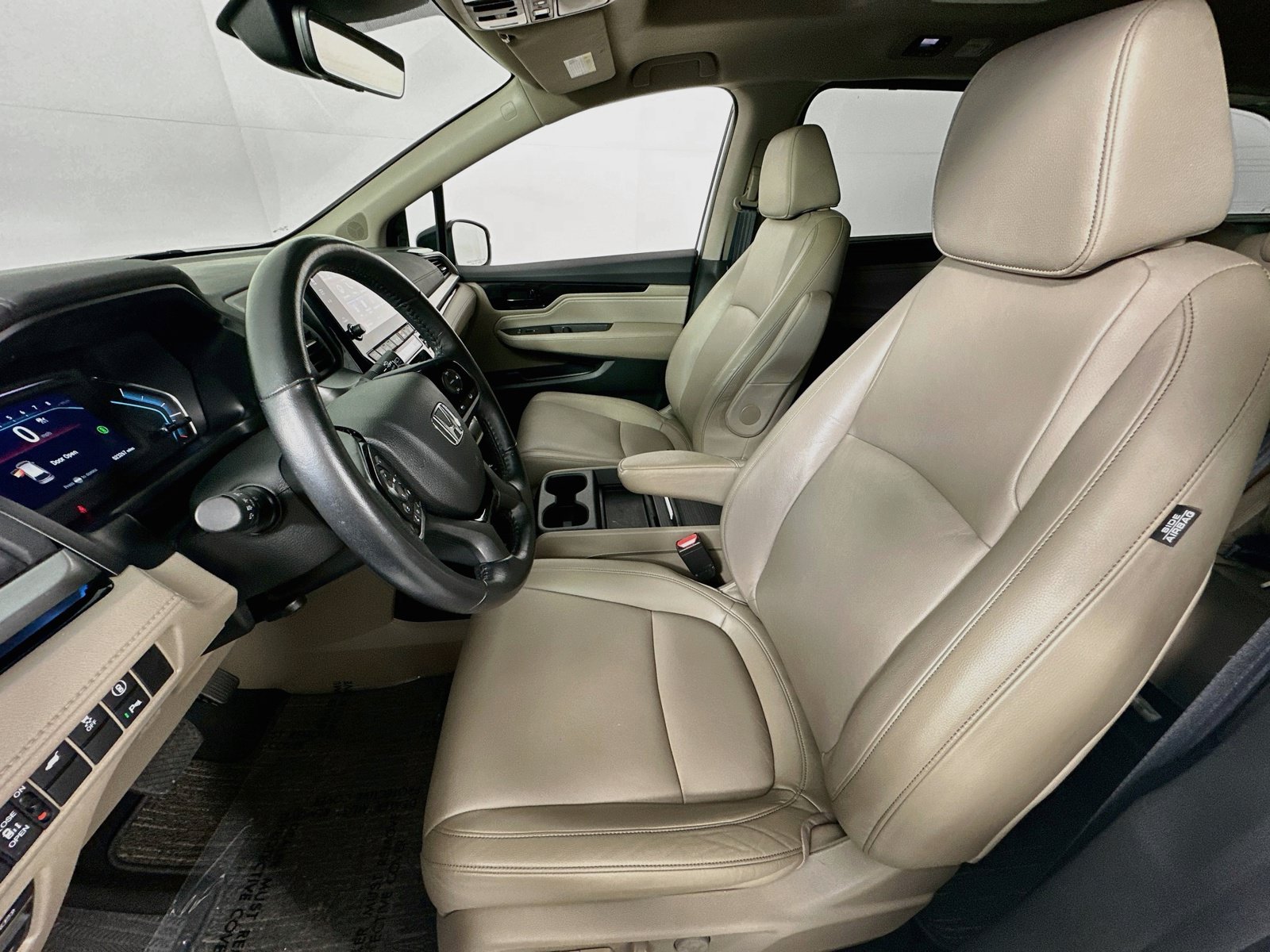 Used 2023 Honda Odyssey Touring image 21
