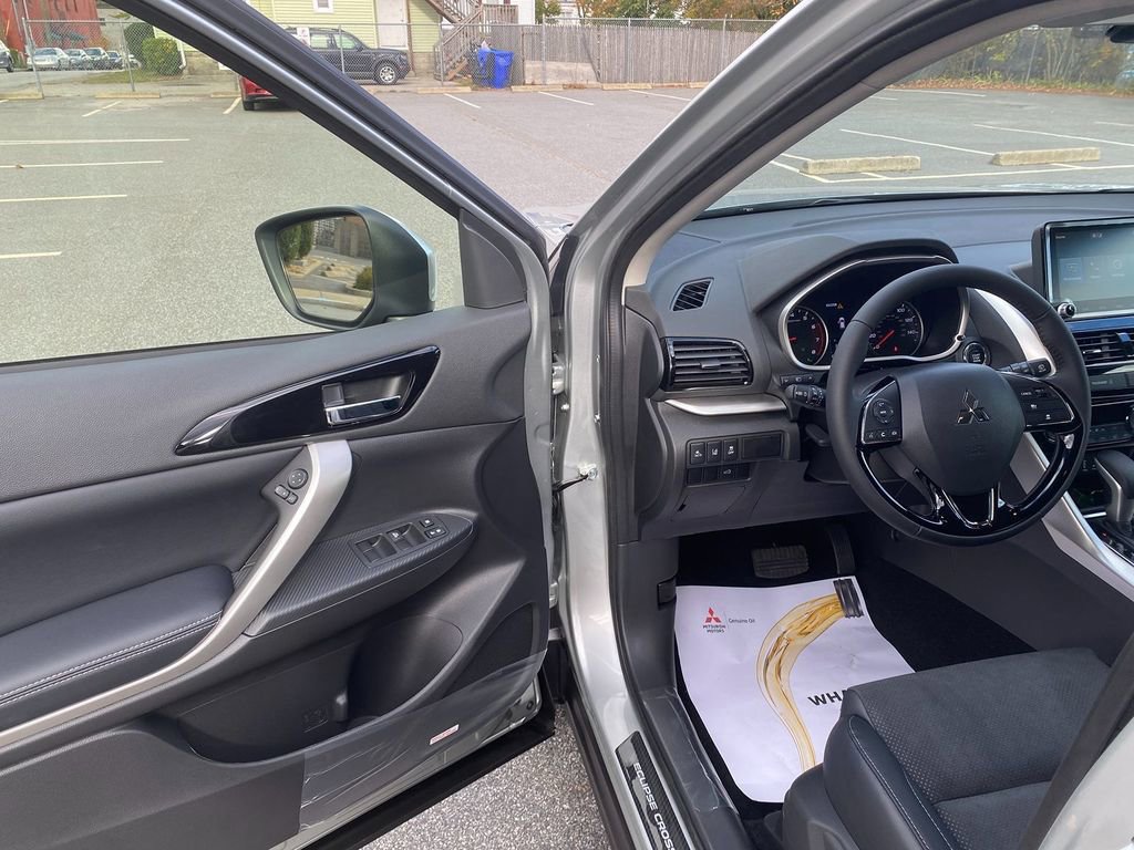 New 2026 Mitsubishi Eclipse Cross SE image 9
