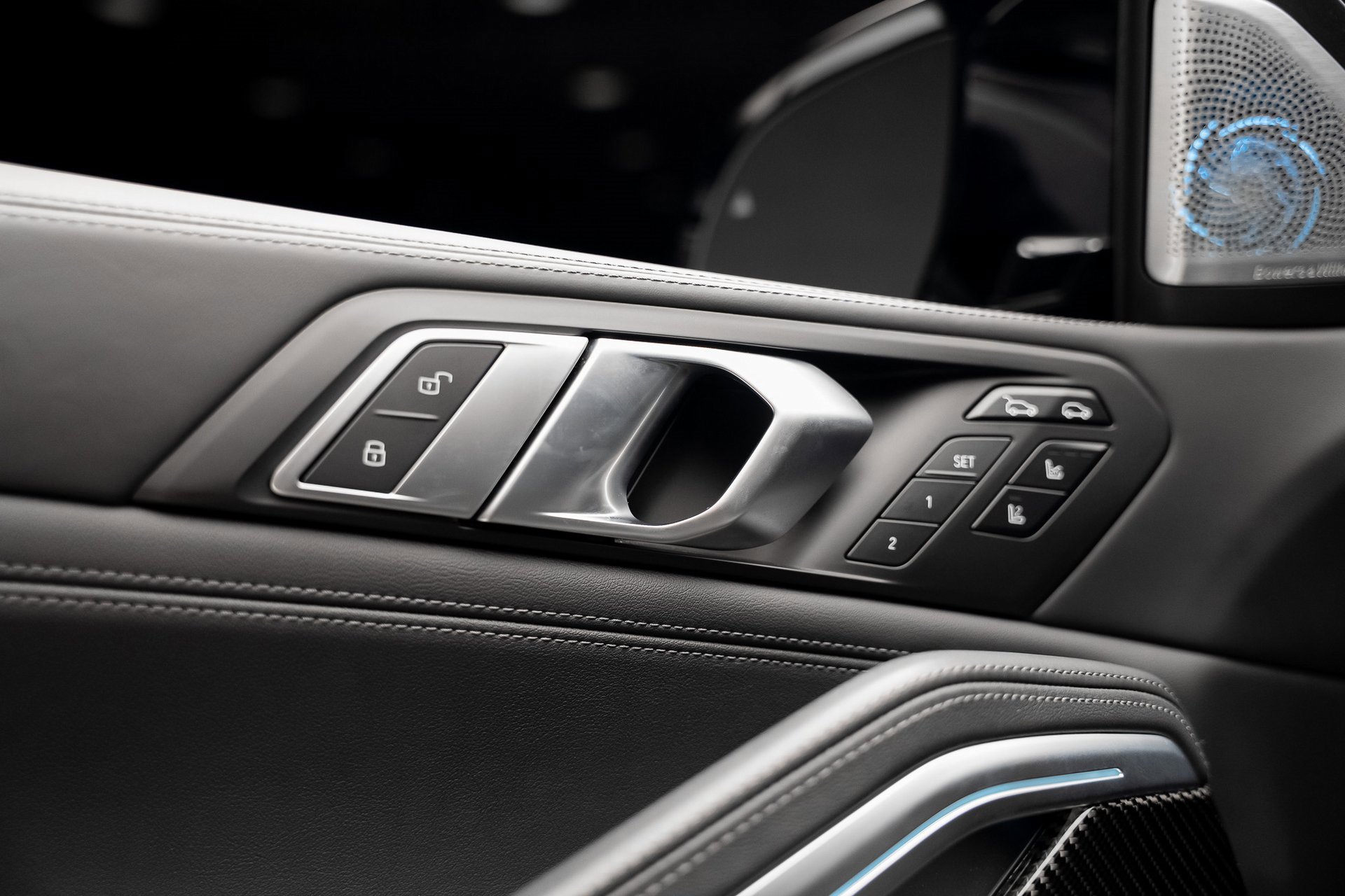 Used 2024 BMW X6 M Competition image 57