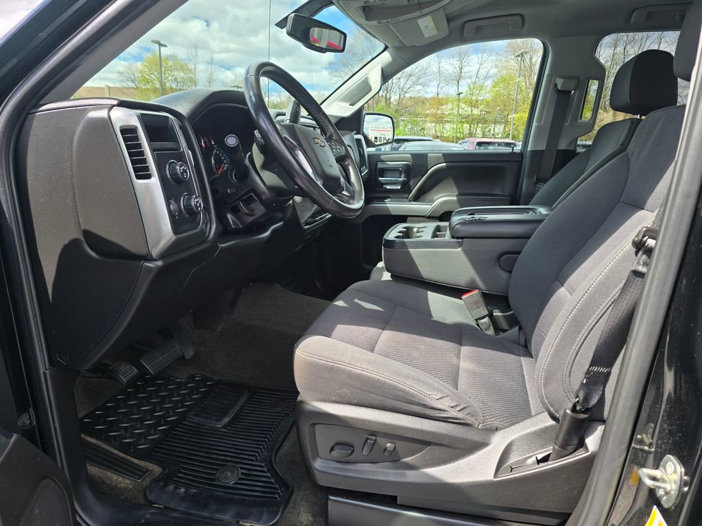 Used 2018 Chevrolet Silverado 1500 LT w/ All Star Edition AWD/4WD image 14