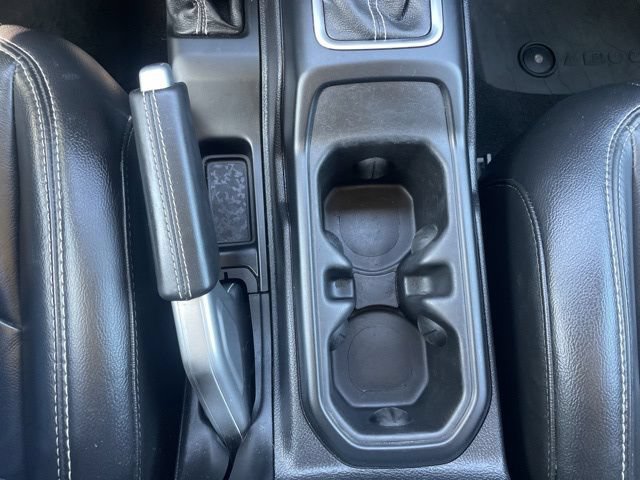 Used 2021 Jeep Wrangler Unlimited Sahara w/ Uconnect 4C Nav & Sound Group AWD/4WD image 29