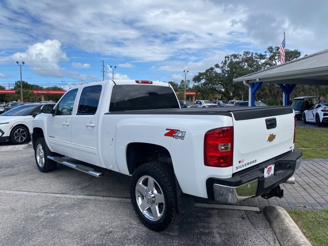 Used 2014 Chevrolet Silverado 2500 LTZ w/ LTZ Plus Package image 38