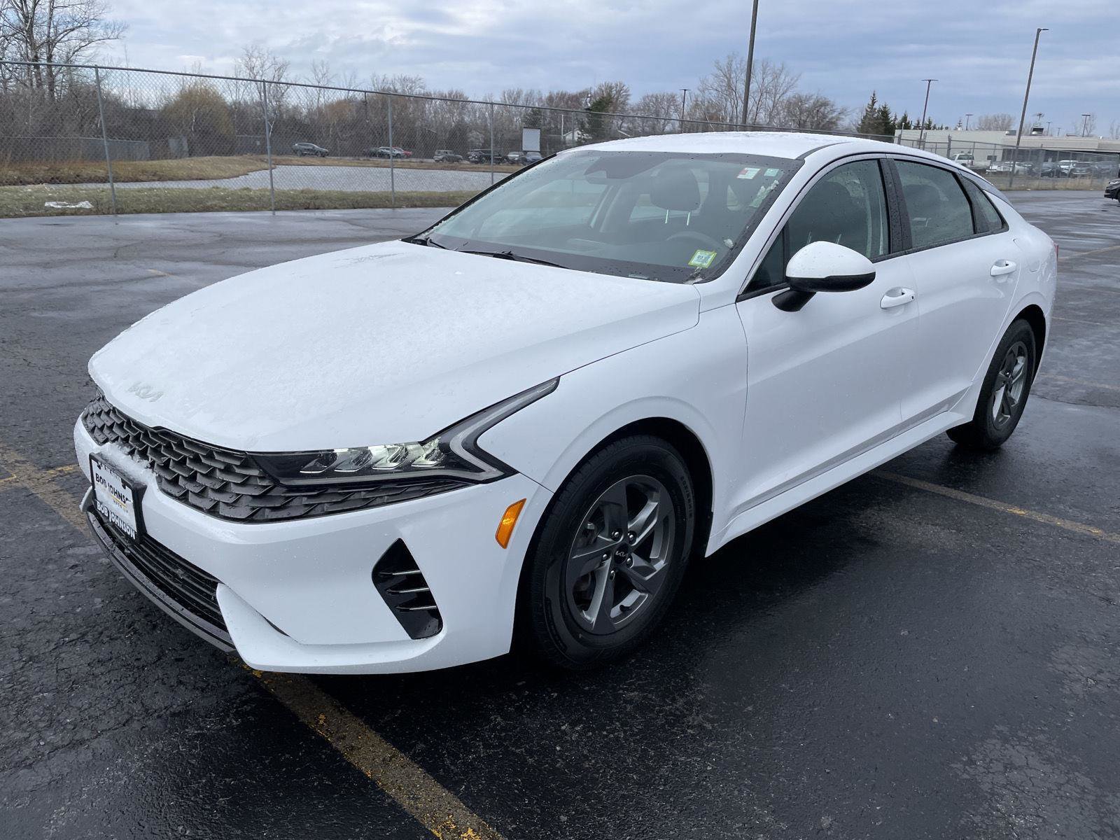 Used 2022 Kia K5 LXS image 3