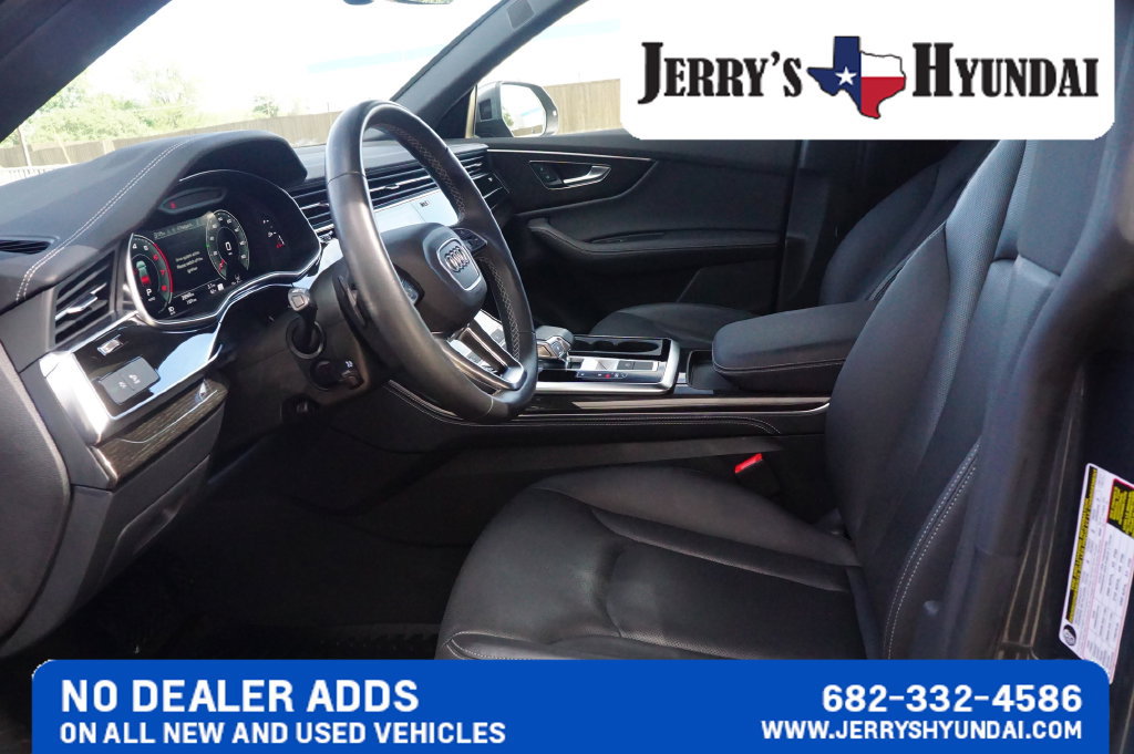 Used 2025 Audi Q8 Premium Plus AWD/4WD image 23