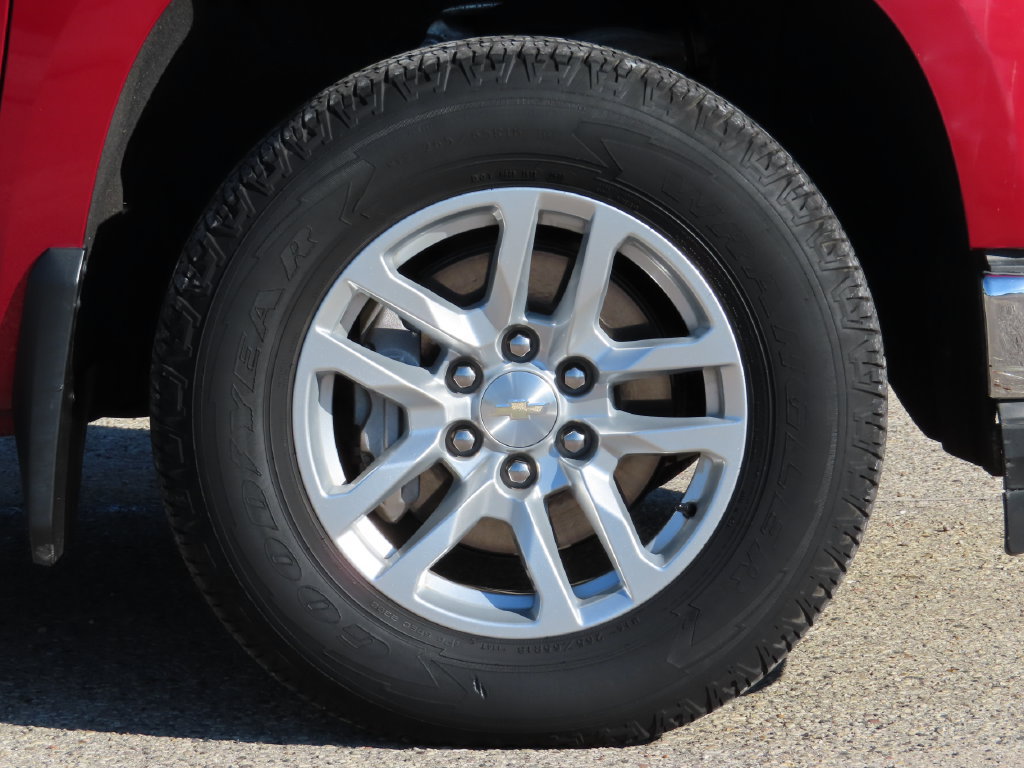 Used 2020 Chevrolet Silverado 1500 LT w/ All-Star Edition AWD/4WD image 13