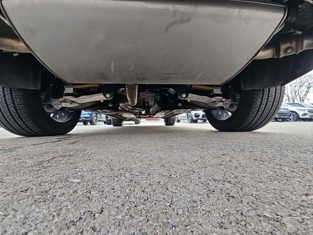 Used 2025 Volvo XC90 B6 Plus image 9