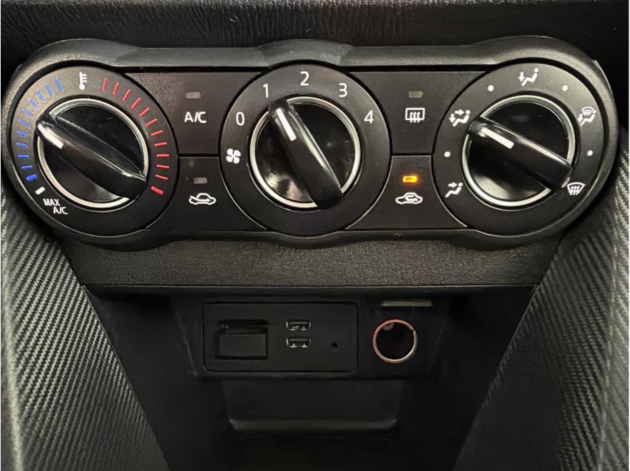 Used 2016 Scion iA FWD image 23