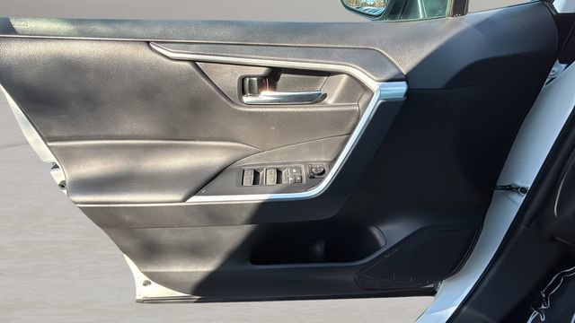 Used 2024 Toyota RAV4 XLE image 17