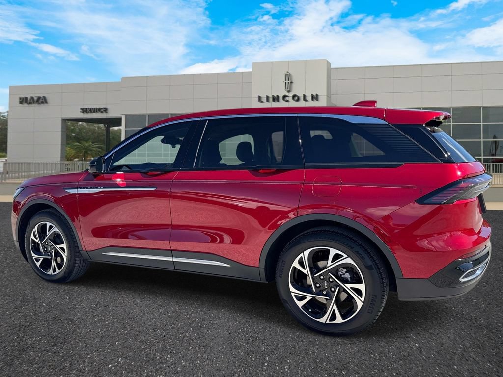 Certified 2026 Lincoln Nautilus Premier AWD/4WD image 5