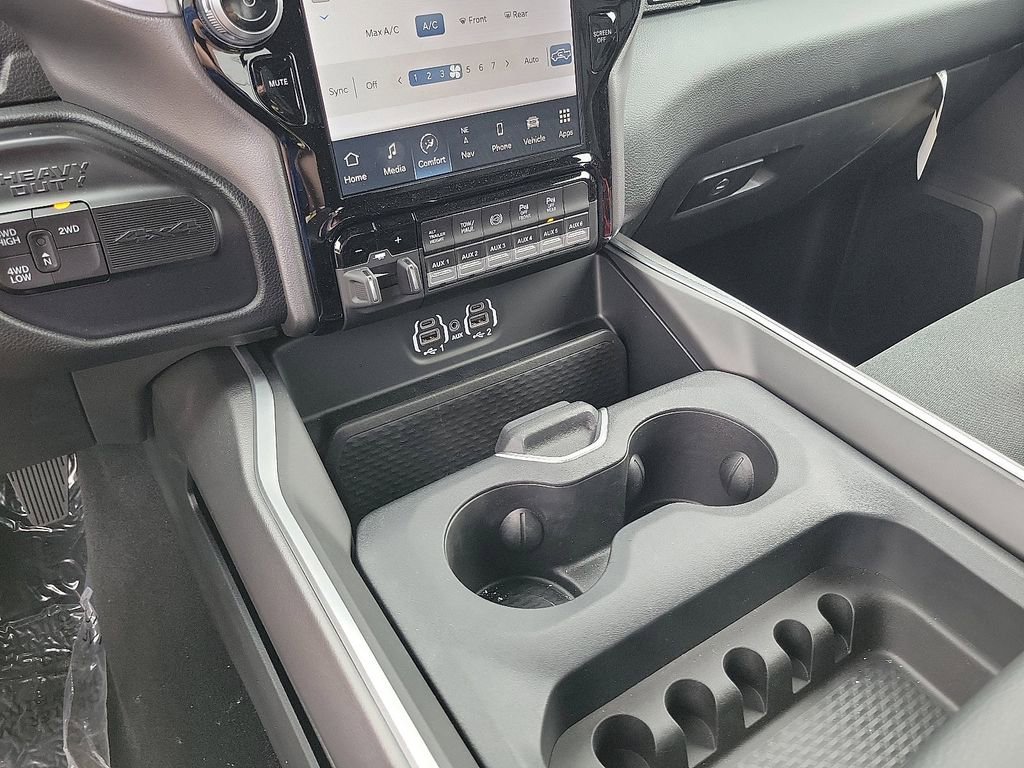 New 2024 RAM 2500 Big Horn w/ Tech Package image 10