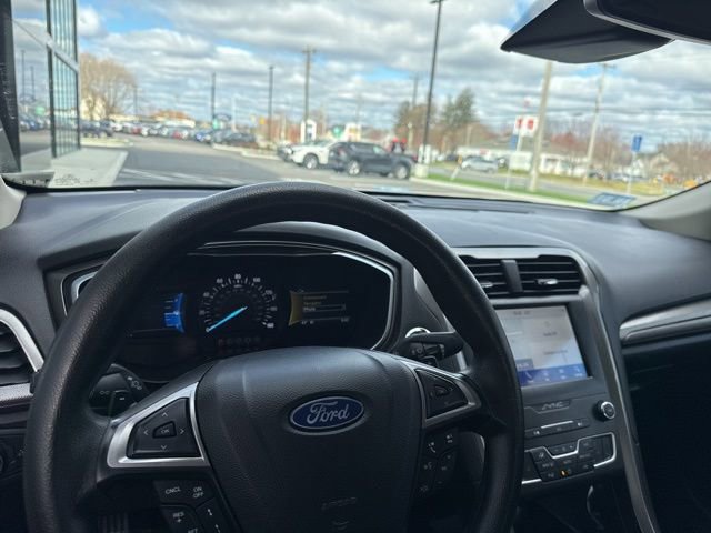 Used 2019 Ford Fusion SE AWD/4WD image 19