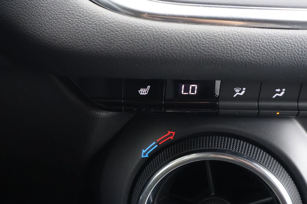 Used 2023 Chevrolet Blazer LT w/ Convenience Package FWD image 20