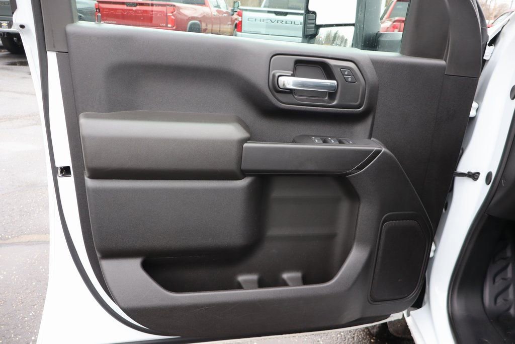 Used 2024 Chevrolet Silverado 3500 W/T AWD/4WD image 19
