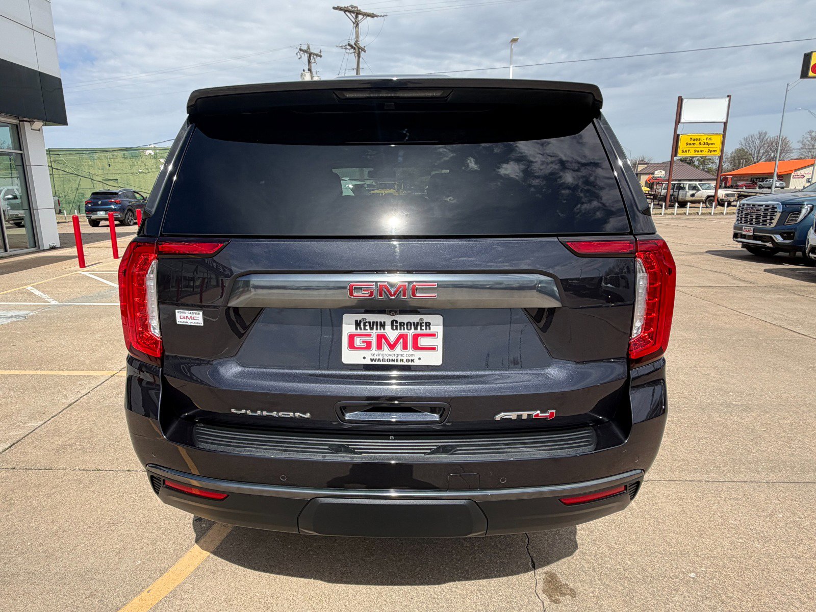 Certified 2023 GMC Yukon AT4 image 25