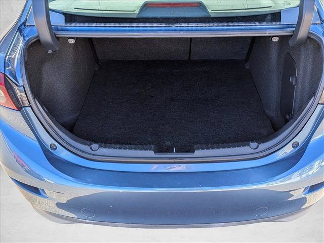Used 2018 MAZDA MAZDA3 Touring FWD image 6