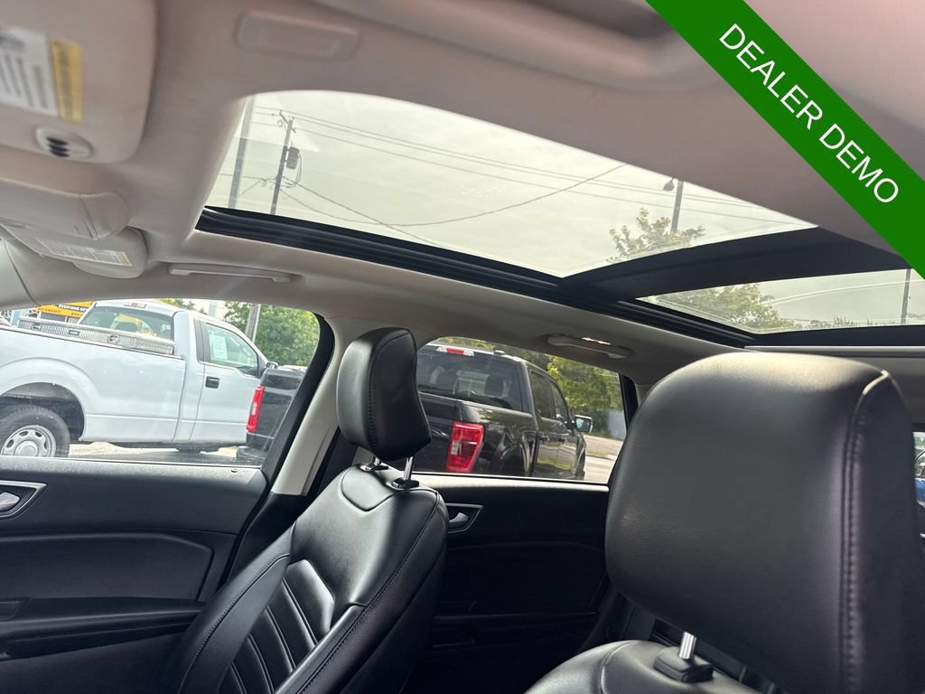 Used 2023 Ford Edge SEL AWD/4WD image 22