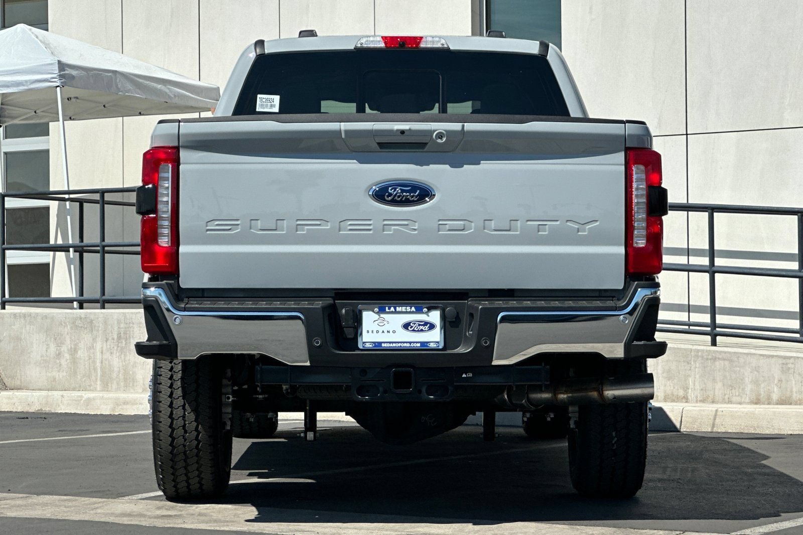 New 2026 Ford F250 XLT w/ XLT Premium Package AWD/4WD image 4