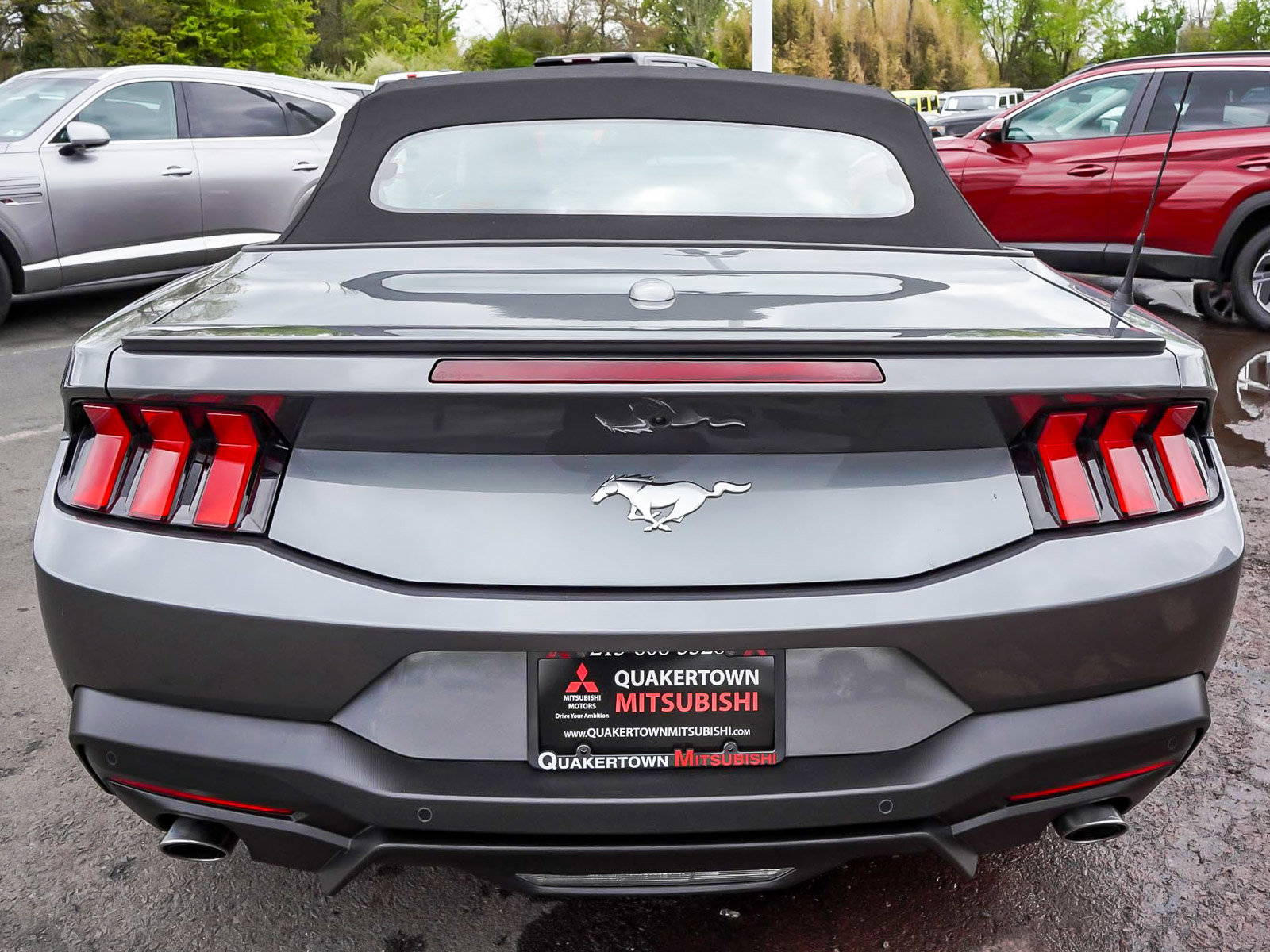 Used 2025 Ford Mustang Premium RWD image 9
