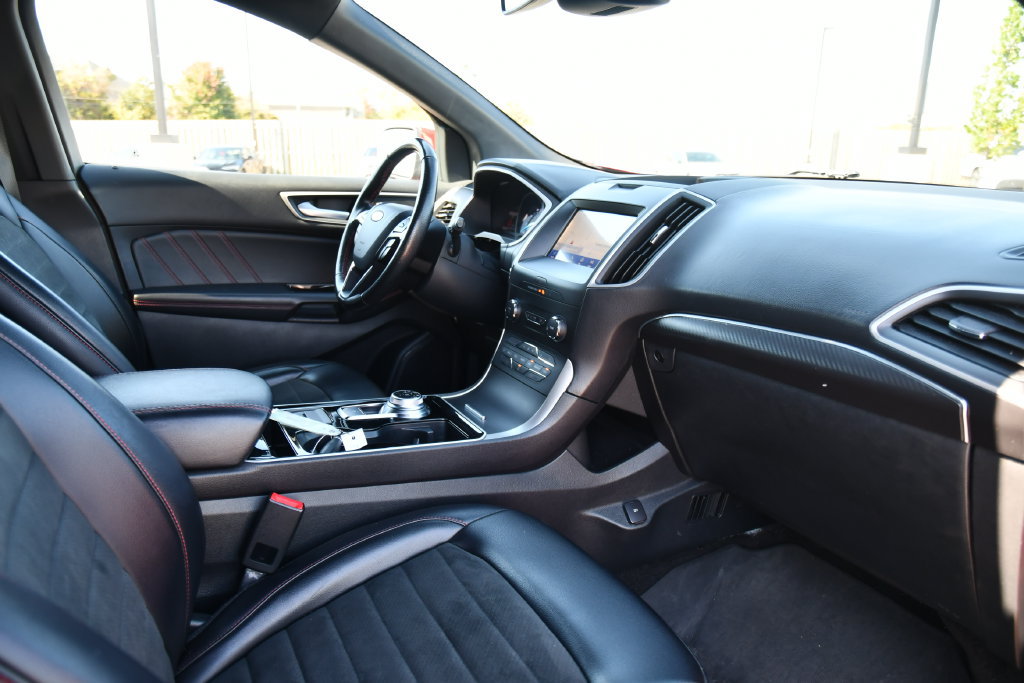 Used 2020 Ford Edge ST-Line FWD image 40