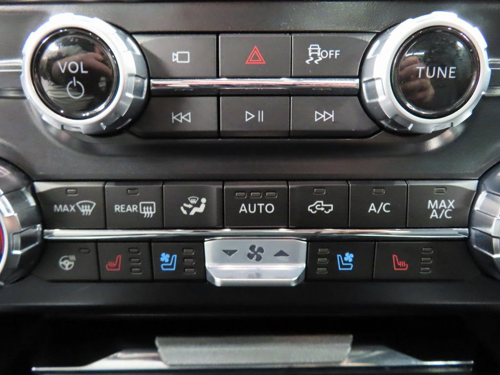 Used 2025 Ford F250 Lariat w/ Lariat Ultimate Package image 75