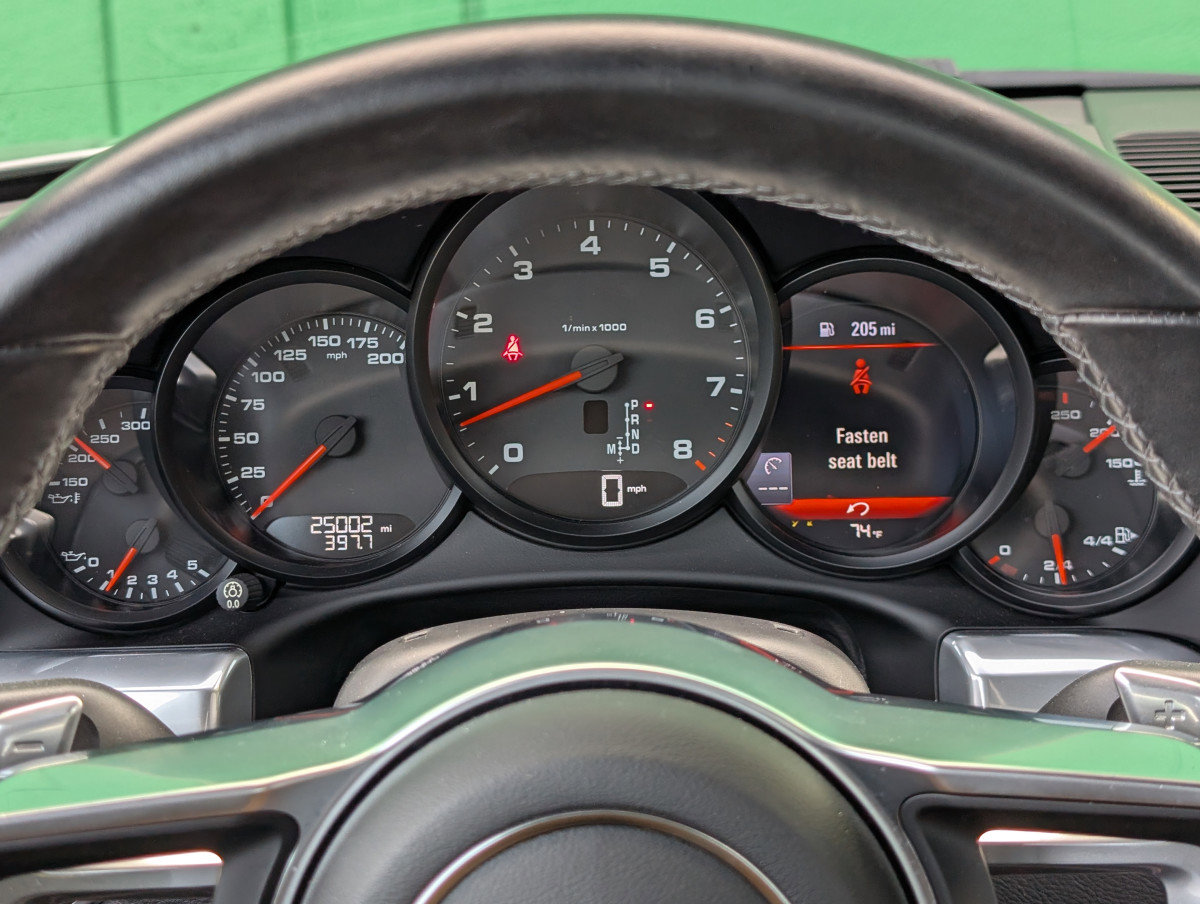 Used 2017 Porsche 911 Carrera image 19
