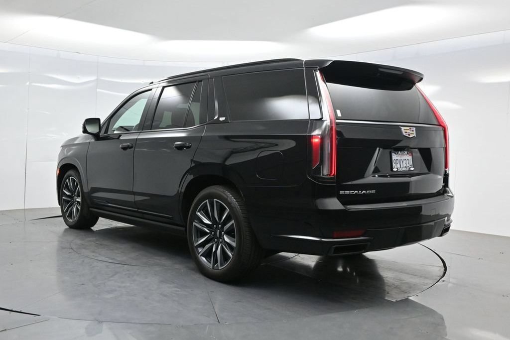 Used 2024 Cadillac Escalade Sport w/ Touring Package AWD/4WD image 5