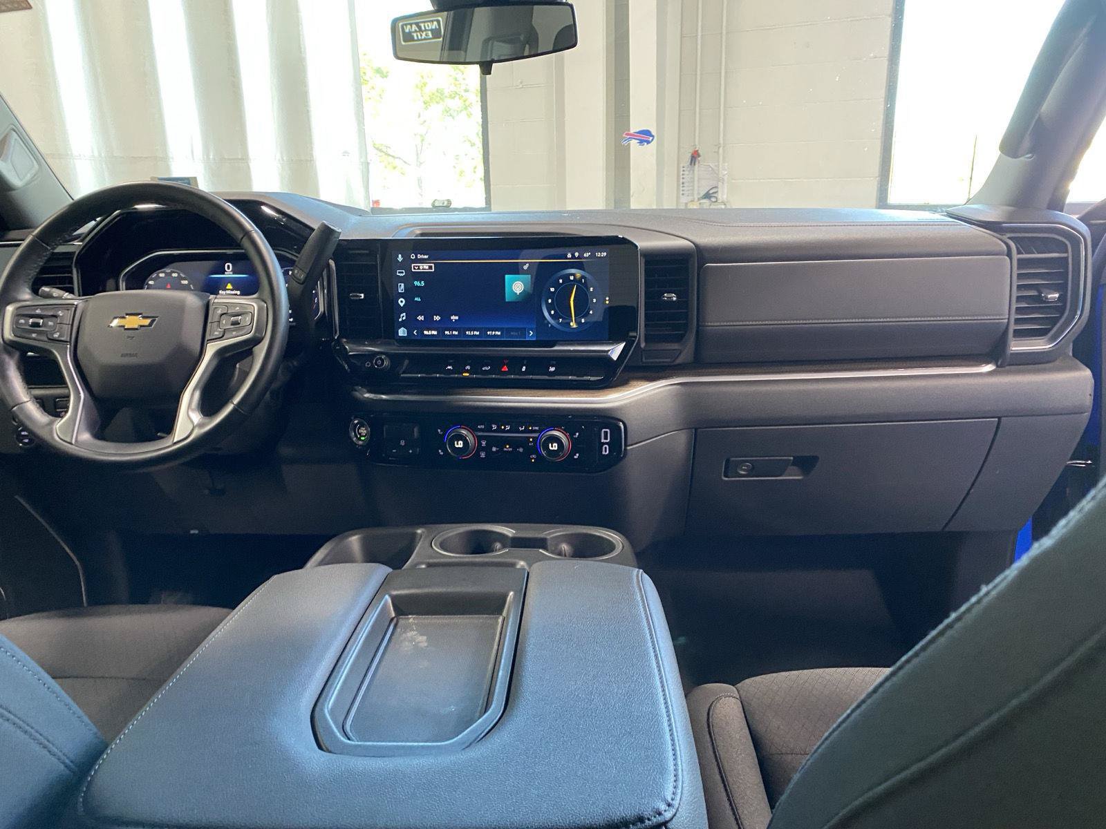 Used 2026 Chevrolet Silverado 1500 LT AWD/4WD image 14