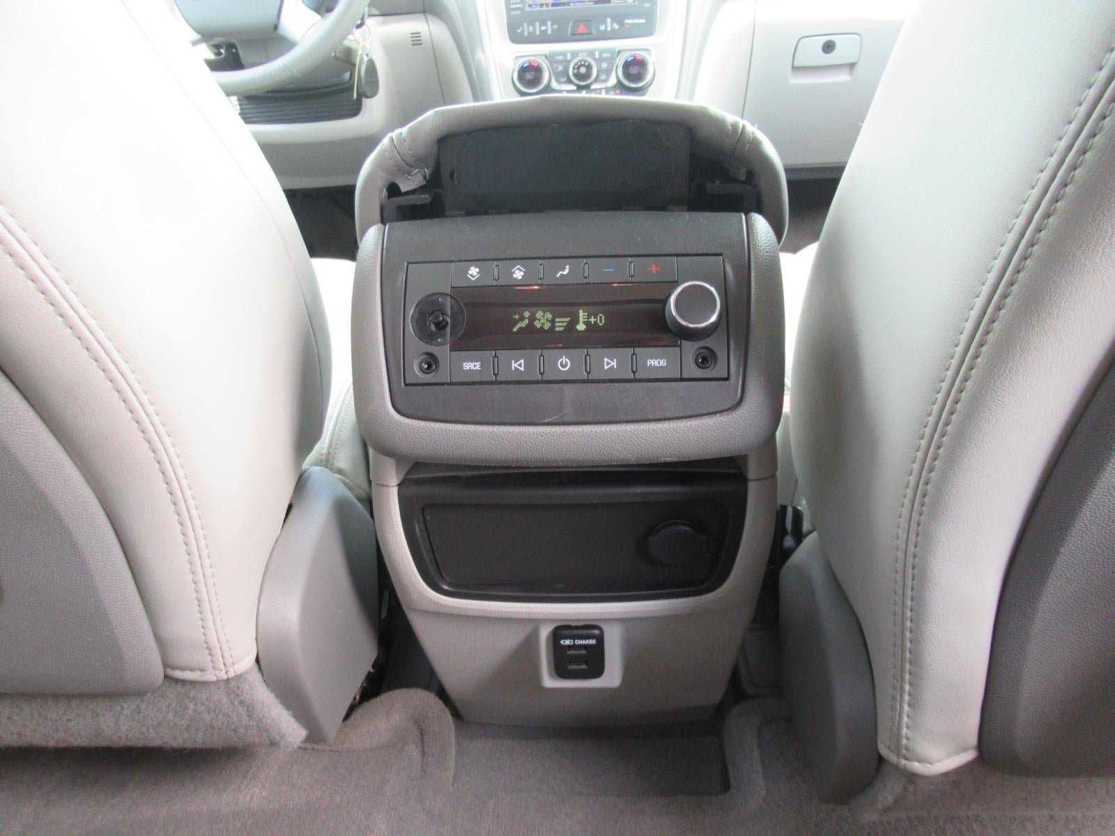 Used 2016 GMC Acadia SLT w/ Open Road Package FWD image 33