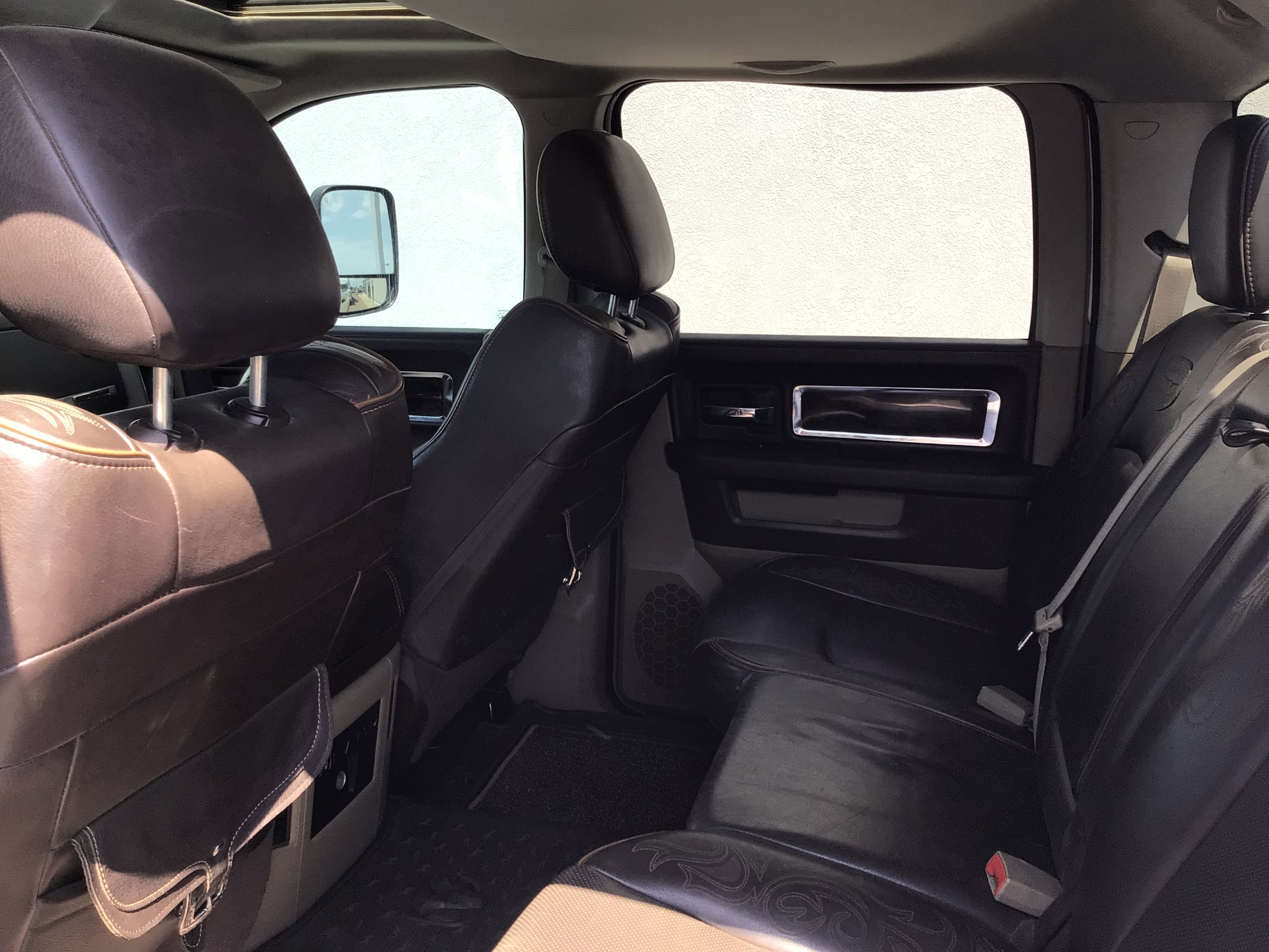 Used 2012 RAM 2500 Longhorn w/ Cold Weather Group AWD/4WD image 8