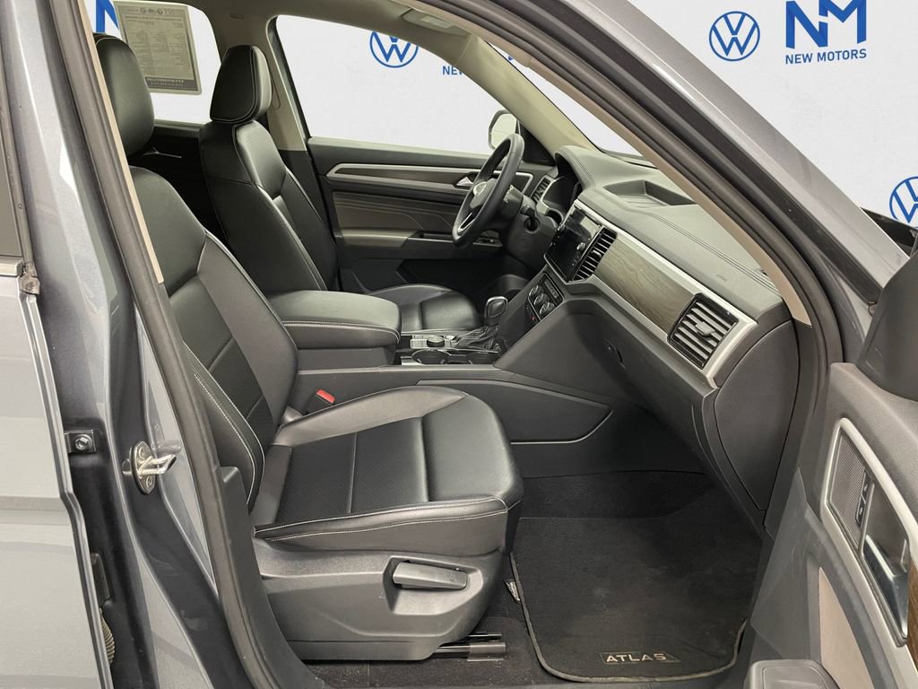 Used 2022 Volkswagen Atlas SE image 13