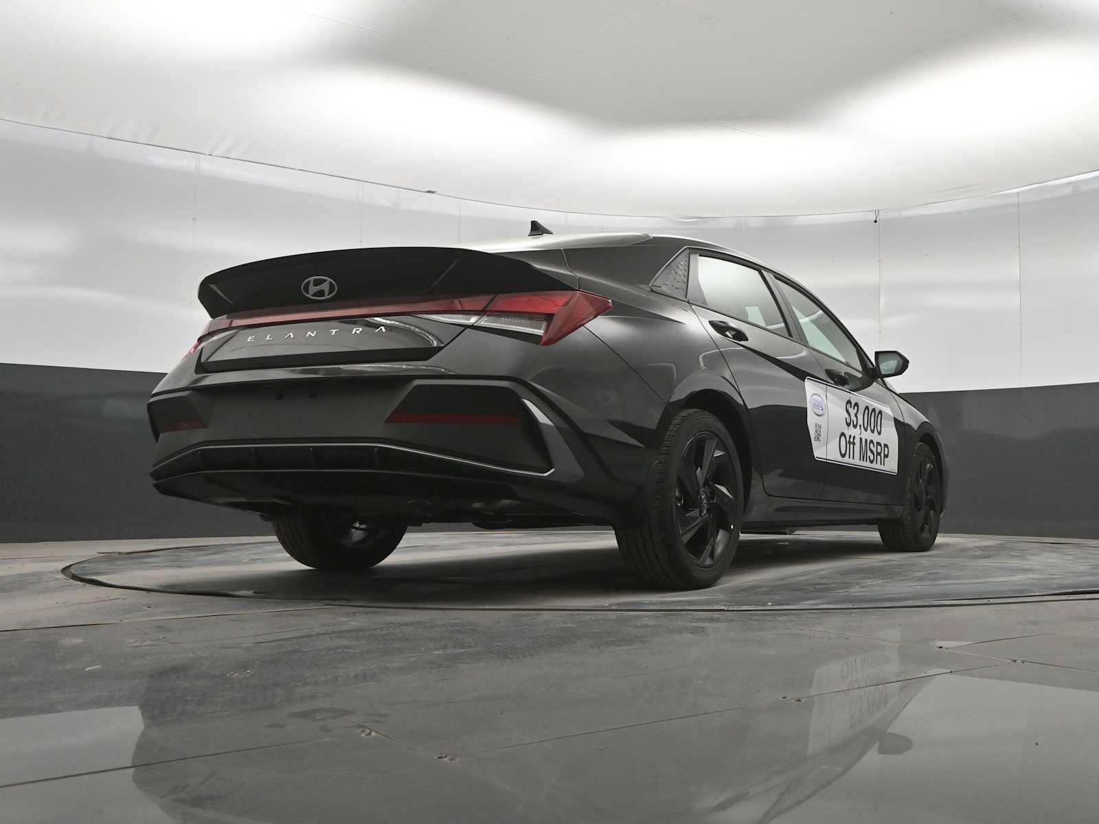 New 2026 Hyundai Elantra Sport FWD image 37