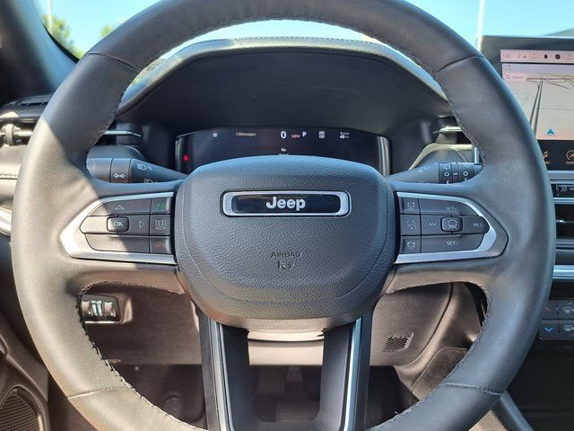 Used 2023 Jeep Compass High Altitude w/ Driver Assist Group I AWD/4WD image 10