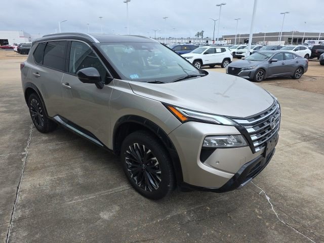 Certified 2026 Nissan Rogue Platinum w/ Platinum Premium Package AWD/4WD image 4