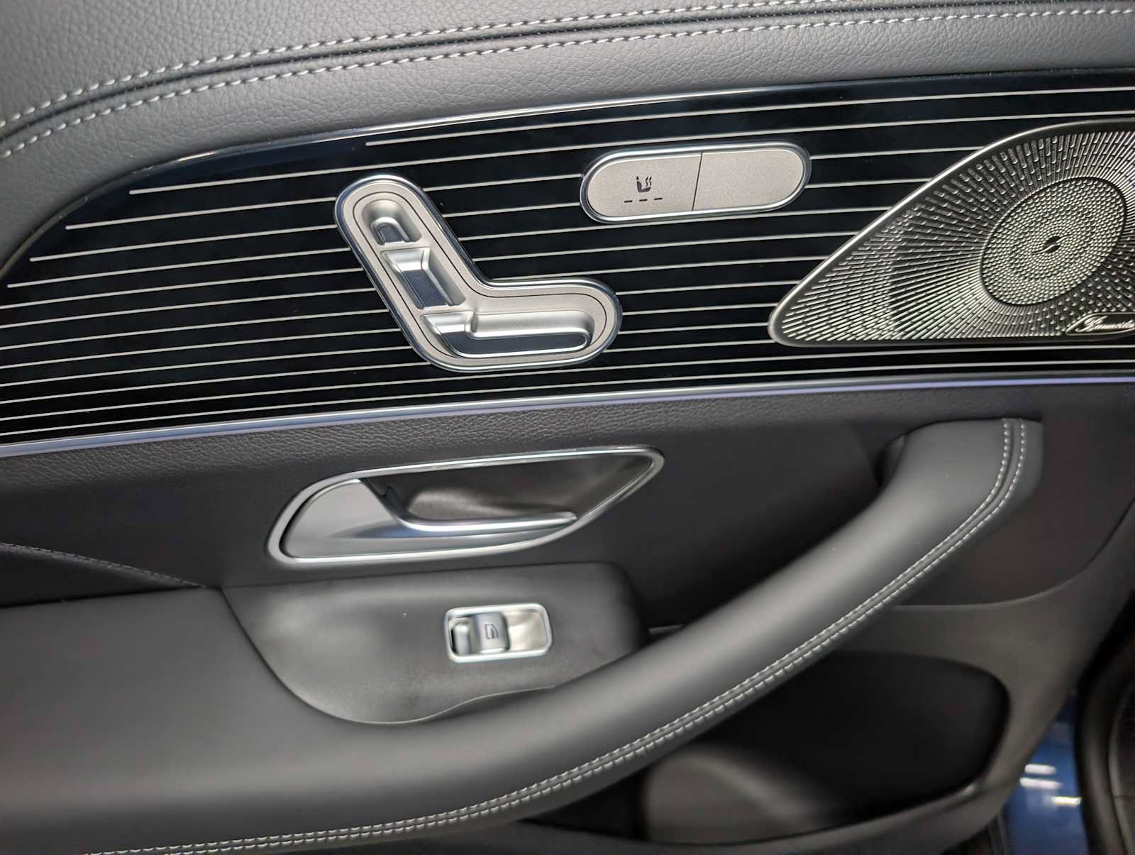 New 2026 Mercedes-Benz GLS 450 4MATIC image 19