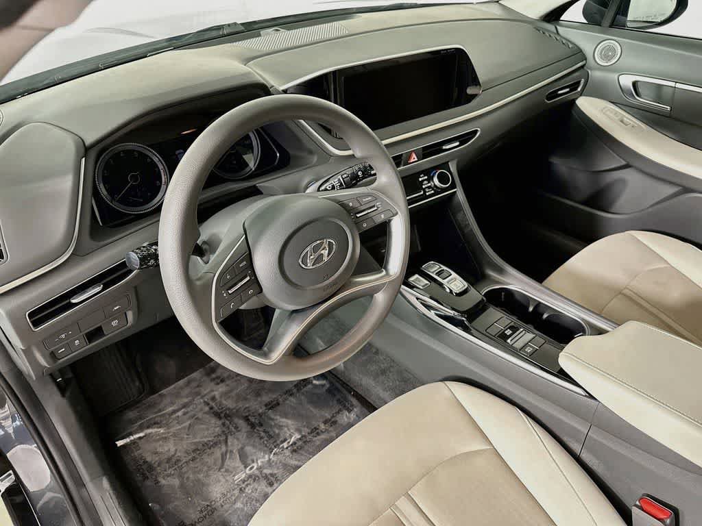 Used 2023 Hyundai Sonata SEL FWD image 2