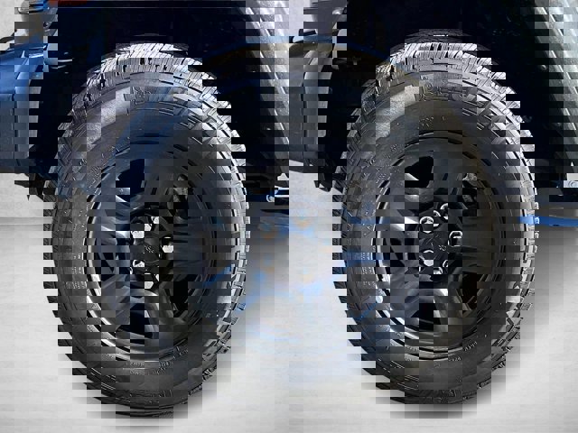 Used 2022 Jeep Wrangler Sport image 10