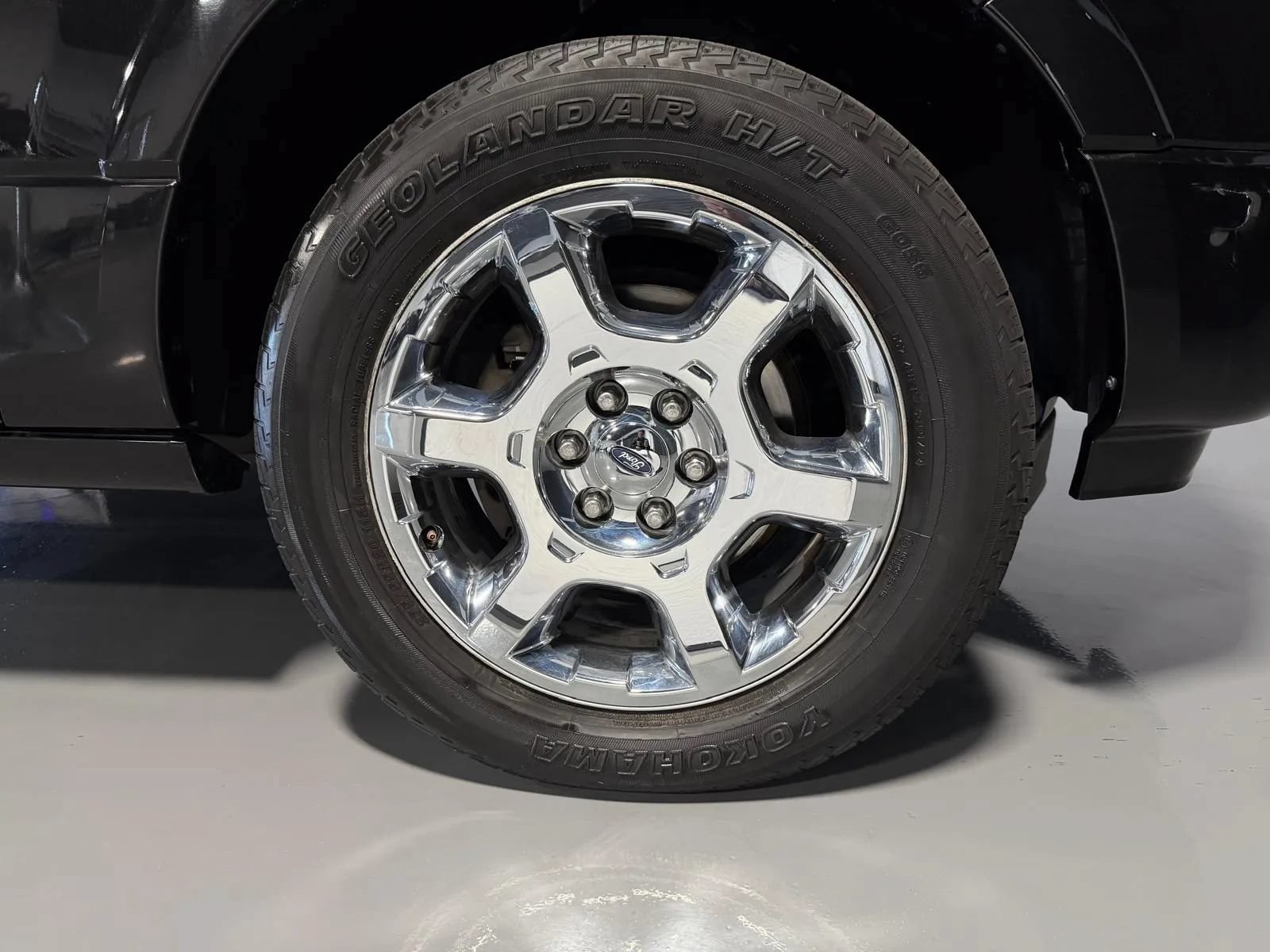 Used 2014 Ford Expedition EL Limited w/ Equipment Group 301A RWD image 9
