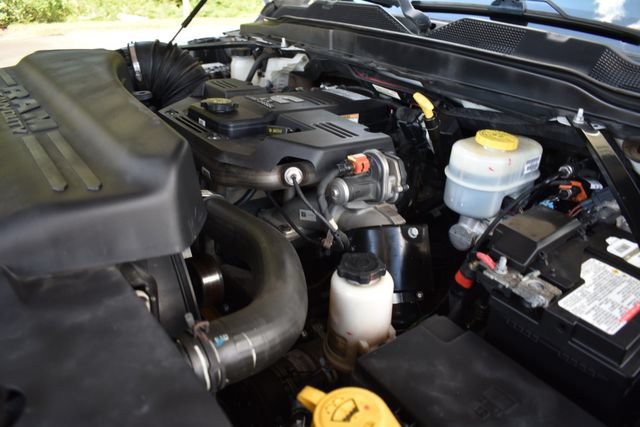 Used 2021 RAM 3500 Tradesman w/ Chrome Appearance Group RWD image 23