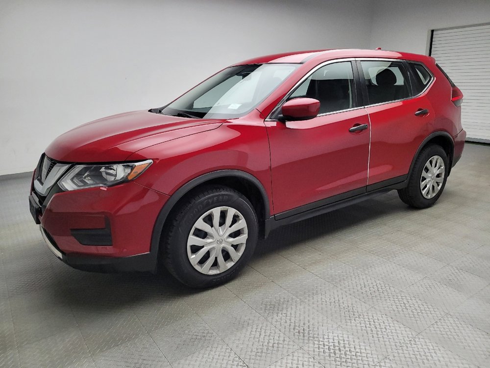 Used 2017 Nissan Rogue S image 2