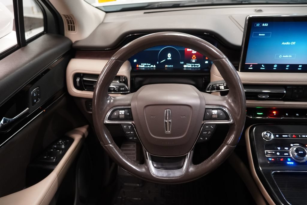 Used 2022 Lincoln Nautilus Reserve AWD/4WD image 11