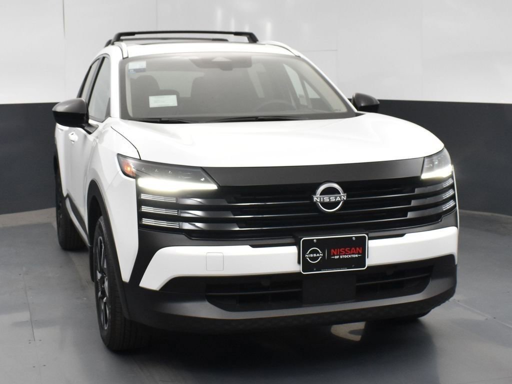 New 2026 Nissan Kicks SV w/ SV Premium Package image 2