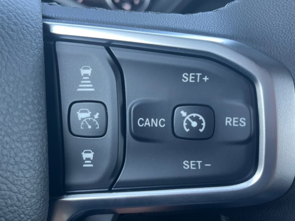 New 2026 RAM 1500 4x4 Crew Cab image 11