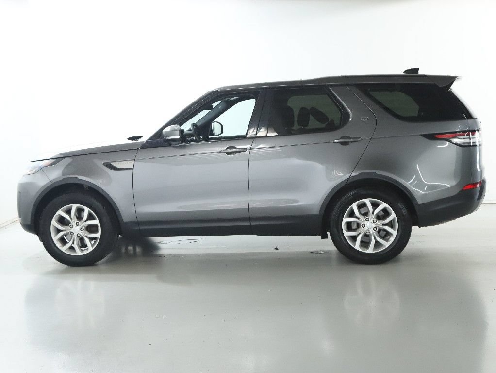 Used 2017 Land Rover Discovery SE AWD/4WD image 4