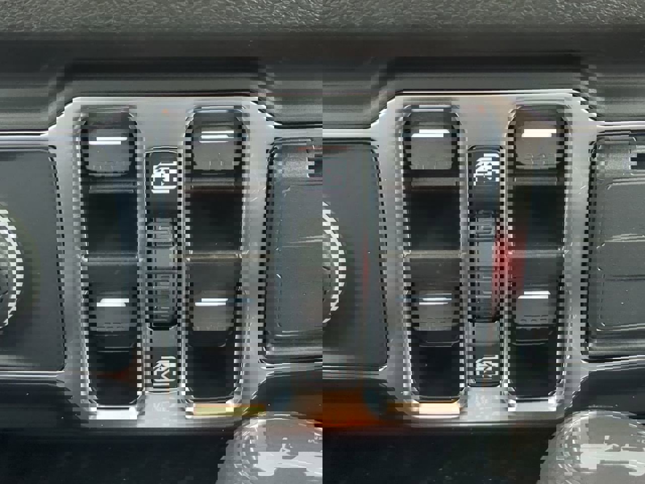 New 2025 Jeep Wrangler Sport S image 22