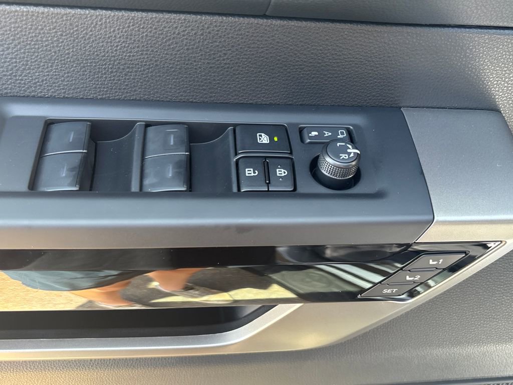 New 2026 Toyota Tundra Limited image 8